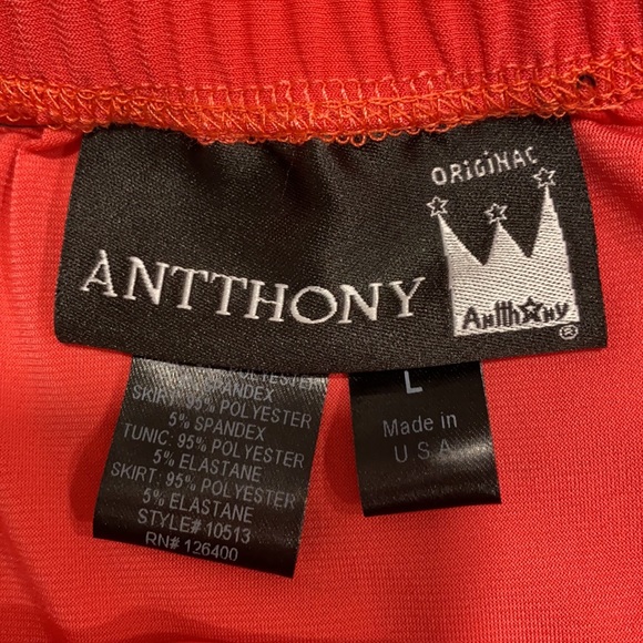 Anthony Original Skirt And Ruffle Top Set. - Picture 13 of 14